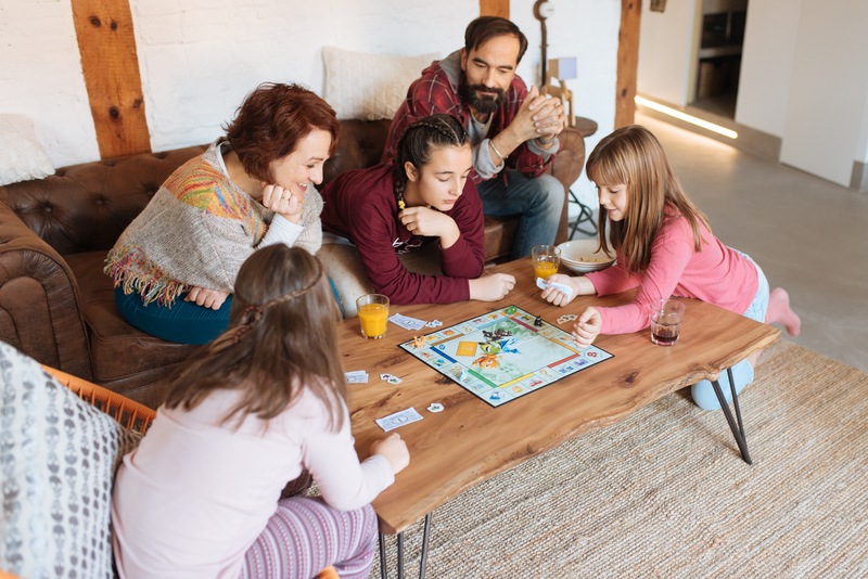 5 Games To Play At Your Next Family Game Night